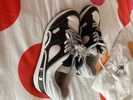 Scarpe da ginnastica Gucci, nere/bianche, taglia 38, cond...