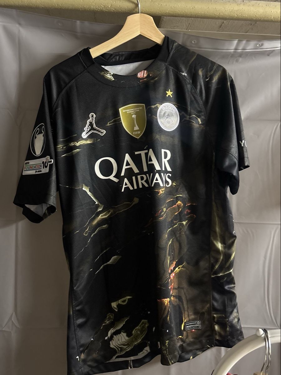 Maillots de corps & Pantalons: Psg Trikot – D'occasion à Basel par eli_n5yh