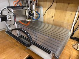 Tisch CNC Maschine mit viel Zubehör