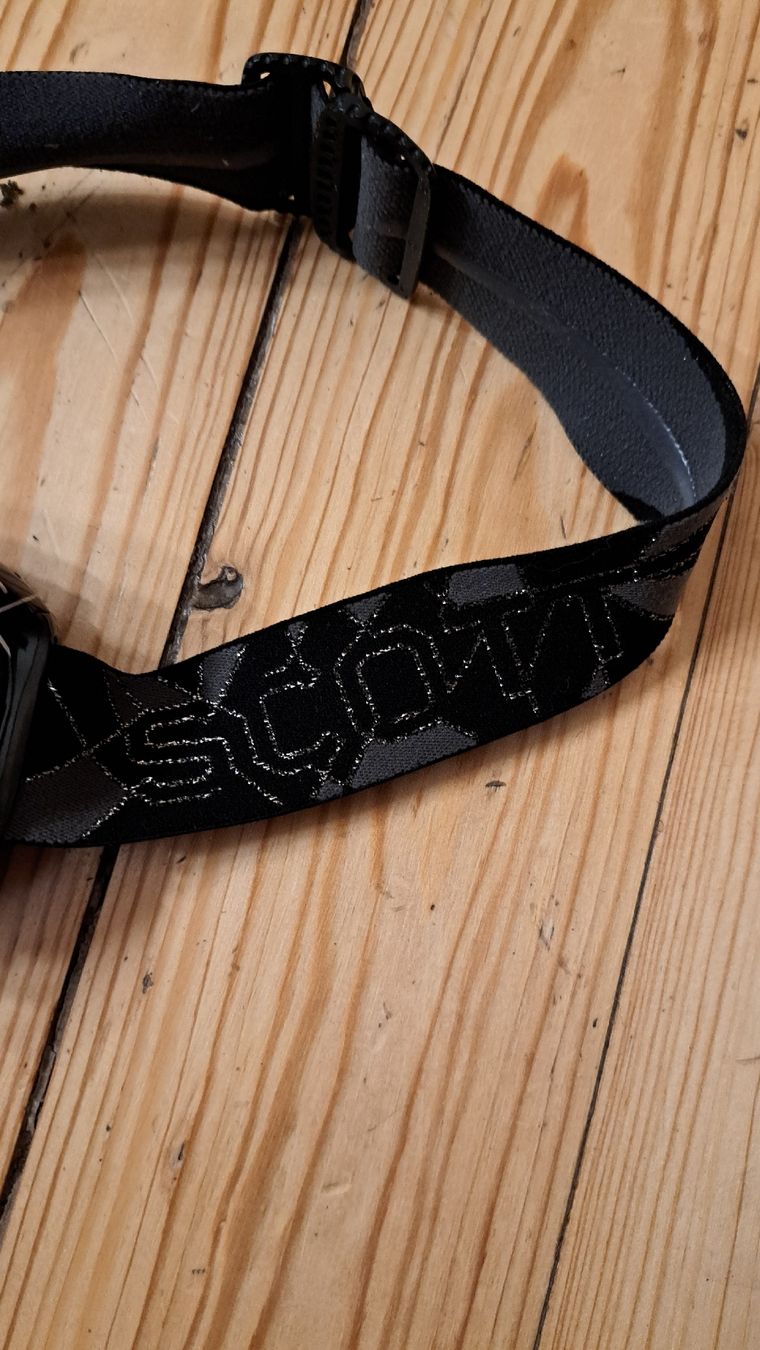Scott Occhiali & Lenti: Skibrille Scott schwarz verspiegelt  – Usato da Fehren venduto da Walserp 1
