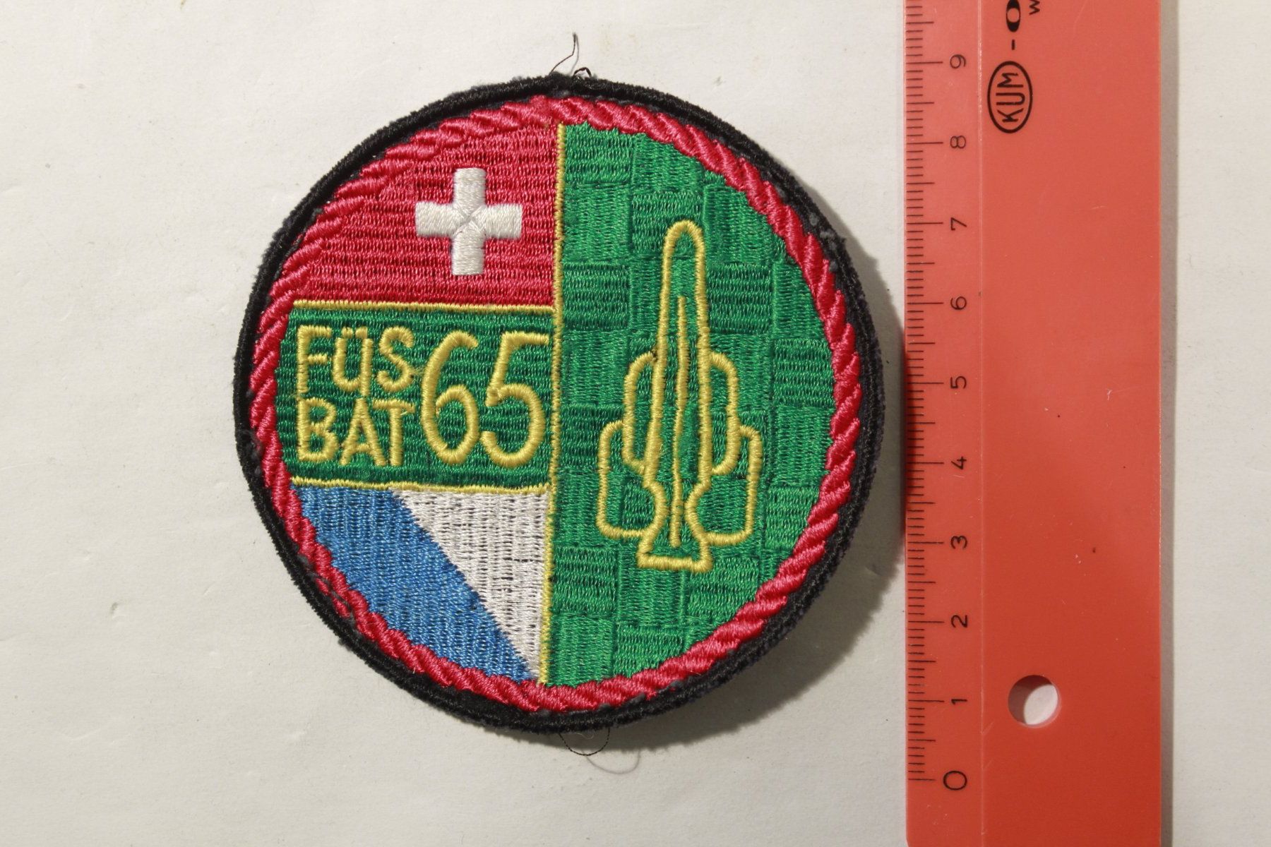 Schweizer Armee Placchette & Badge: 65 bat fus – Usato da La plaine venduto da 7A6T2ME