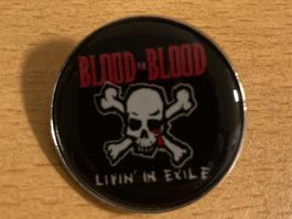 Blood in Blood  Pin Anstecker Rock Punk Metal Pop