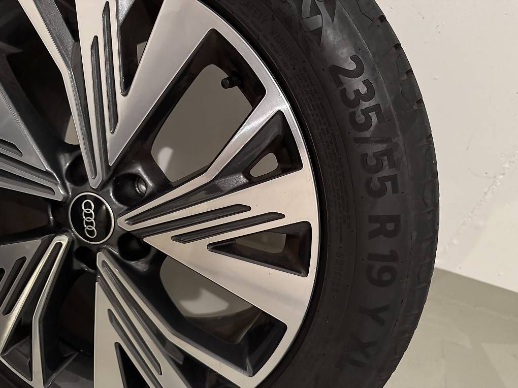 Pneumatici & Ruote complete: Audi Q4 E-Tron Sommerrad – Usato da Brüttisellen venduto da watches4you 1