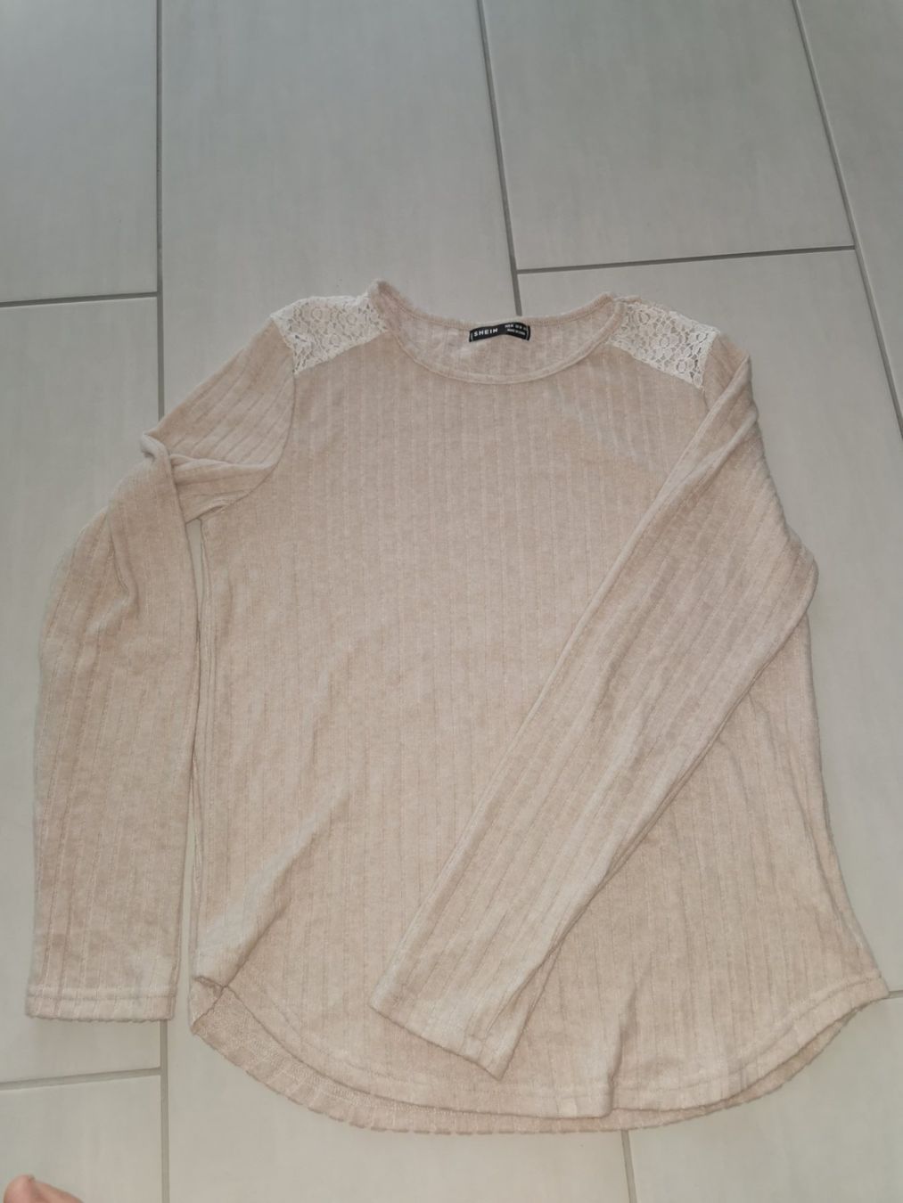 Shein Maglioni & Felpe: Weicher, dünner Pullover, Beige, Gr. 38 – Nuovo (secondo la descrizione) da Malters venduto da Wahni81