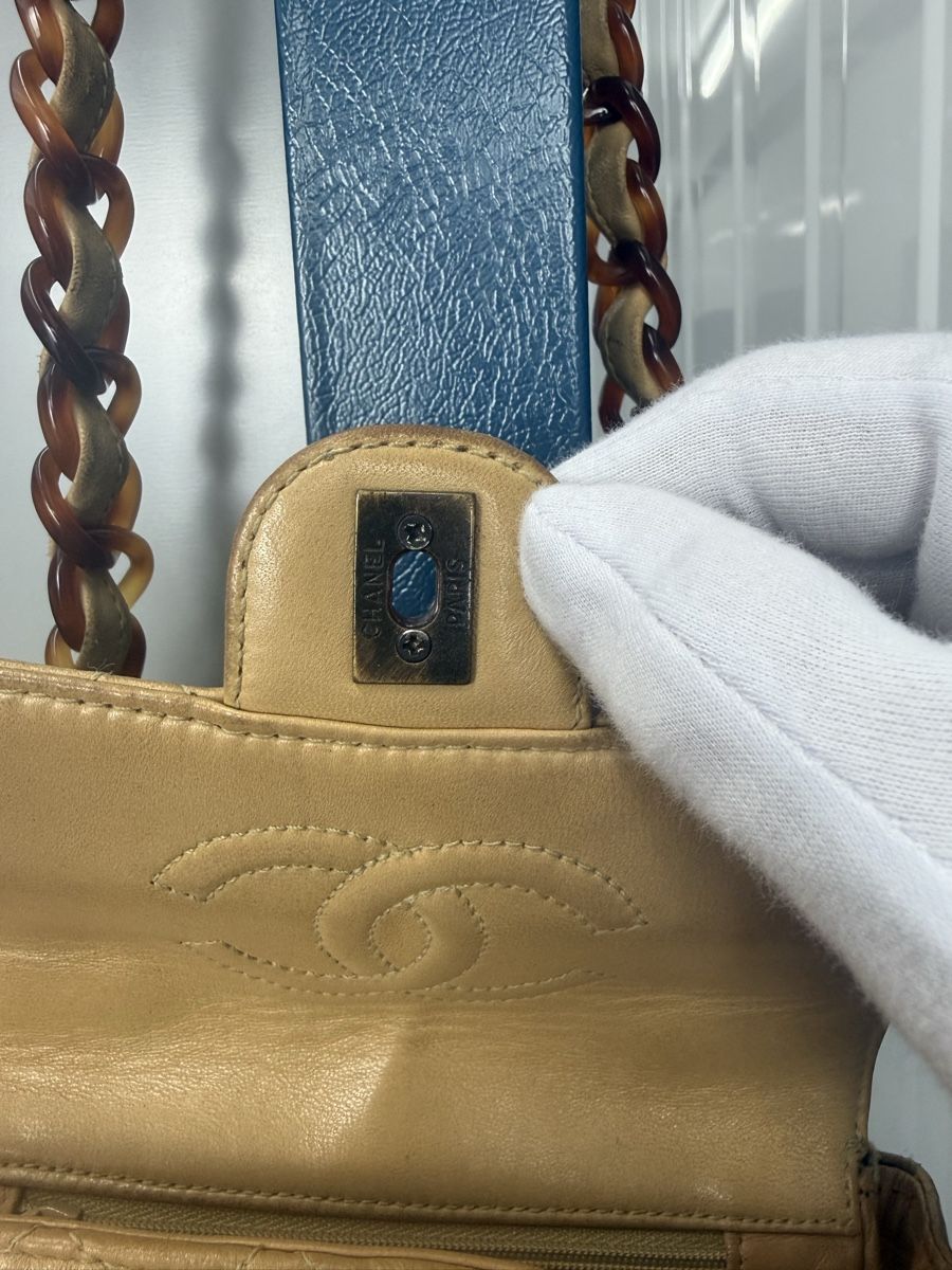 Chanel Borse da donna: Vintage chanel bag – Usato da Lausanne venduto da Unehistoiredesapes 3