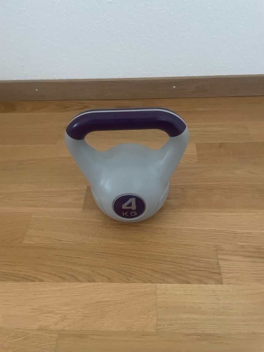 Manubri & Pesi: Kettlebell 4 kg – Usato da Basel venduto da tam_xx5y