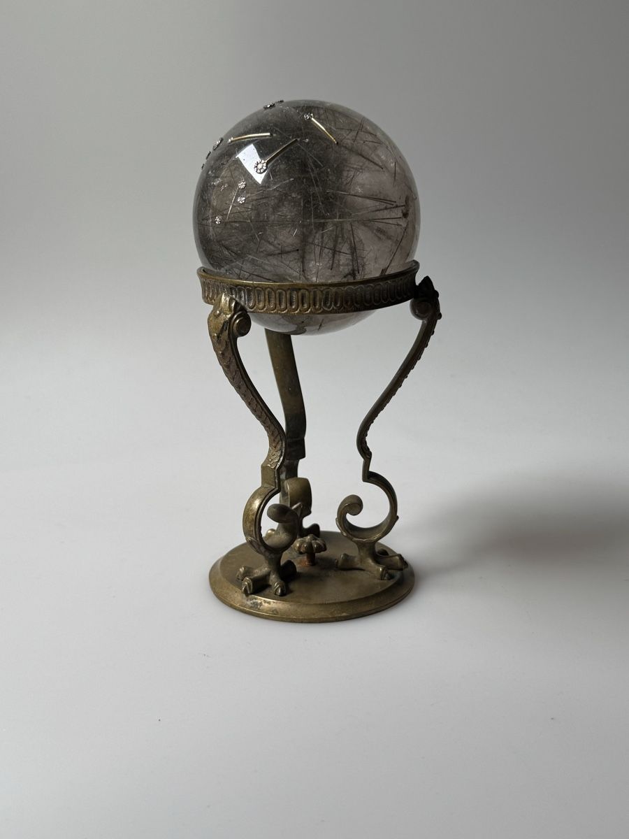 Minerali & Pietre curative: Sfera cristallo con oro e diamanti – Usato da Genève venduto da GenevasWunderkammer 1