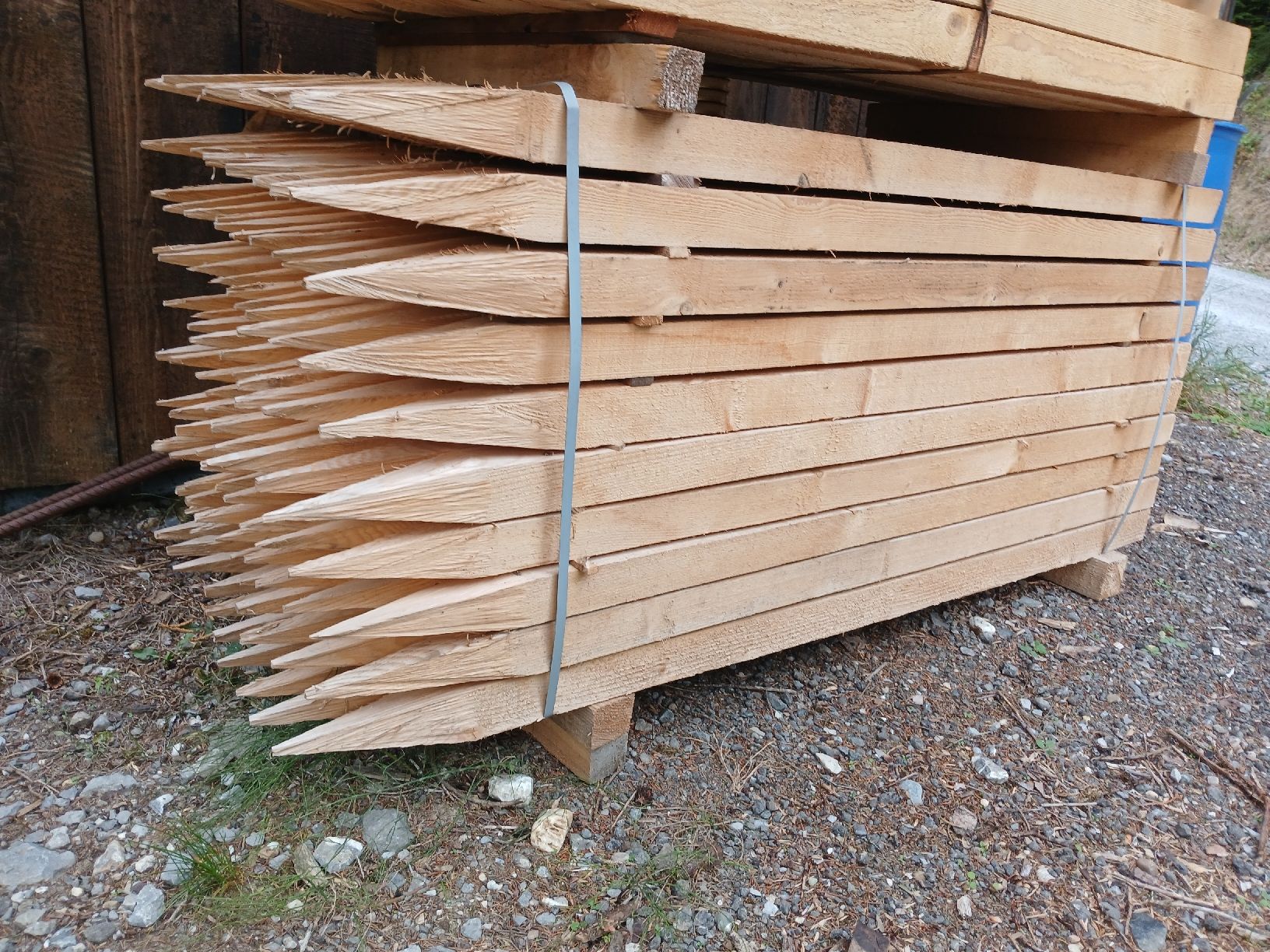 Zäune: Pfähle Zaunpfosten – Neu und originalverpackt aus Willisau von wood1988