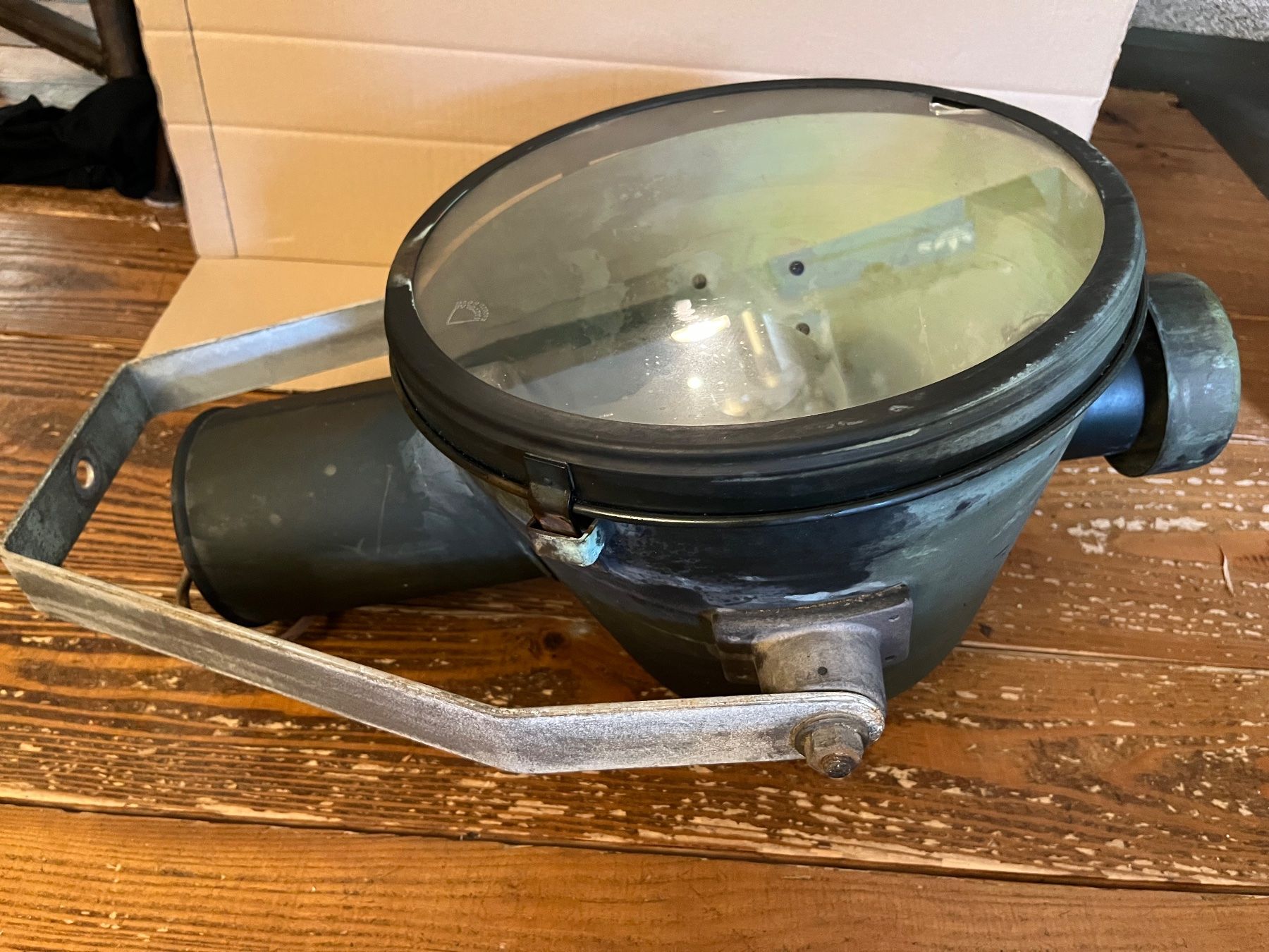 Lampade: Vintage - grosser Scheinwerfer - Deko – Usato da Muenchenstein venduto da linkerhandschuh