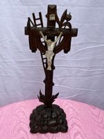 Uraltes antikes Kreuz Kruzifix Heiland Jesus Porzellan