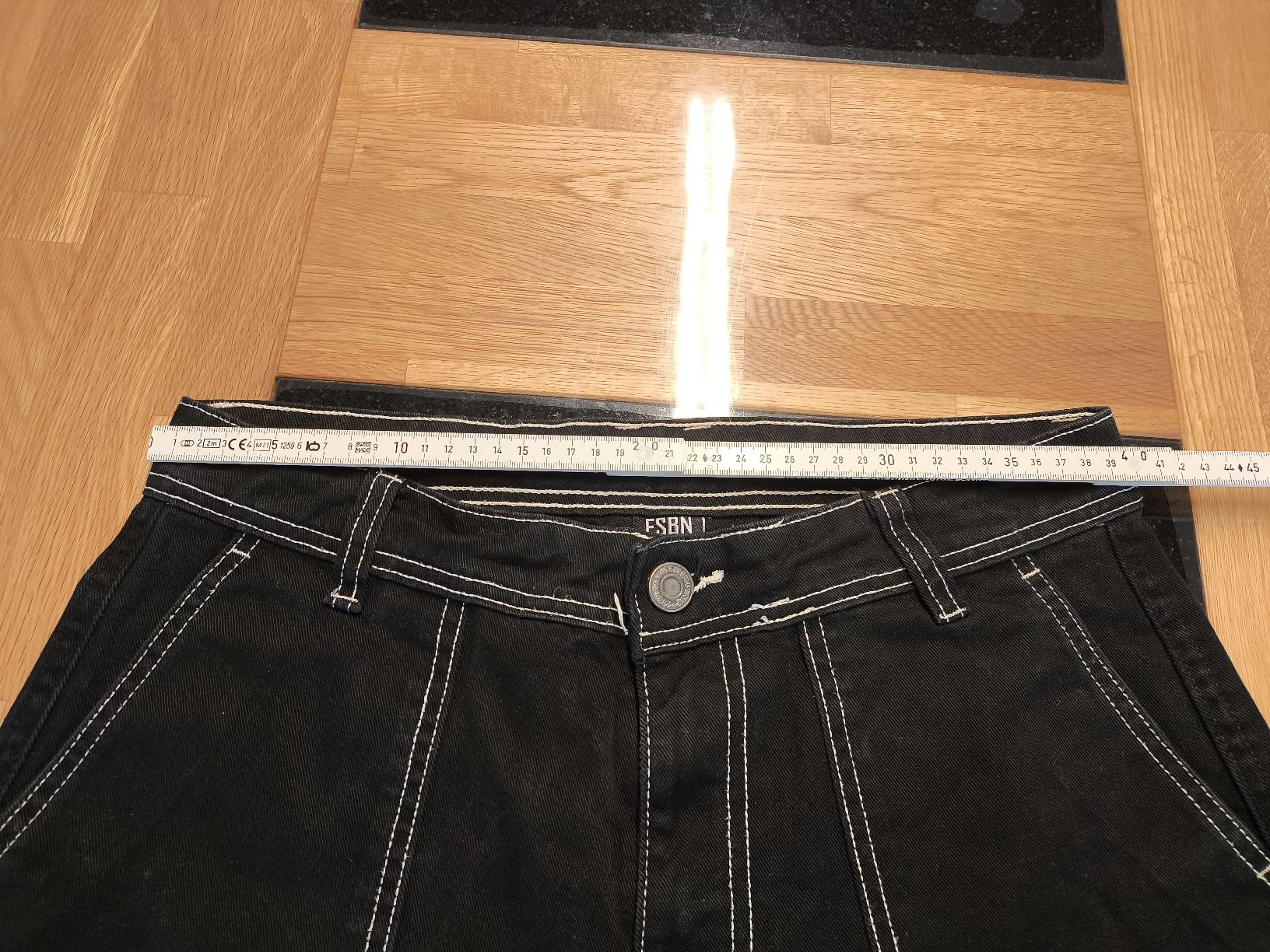 Pantaloni: Kurze Hose Gr.S – Usato da Burgdorf venduto da Ropajesi 3