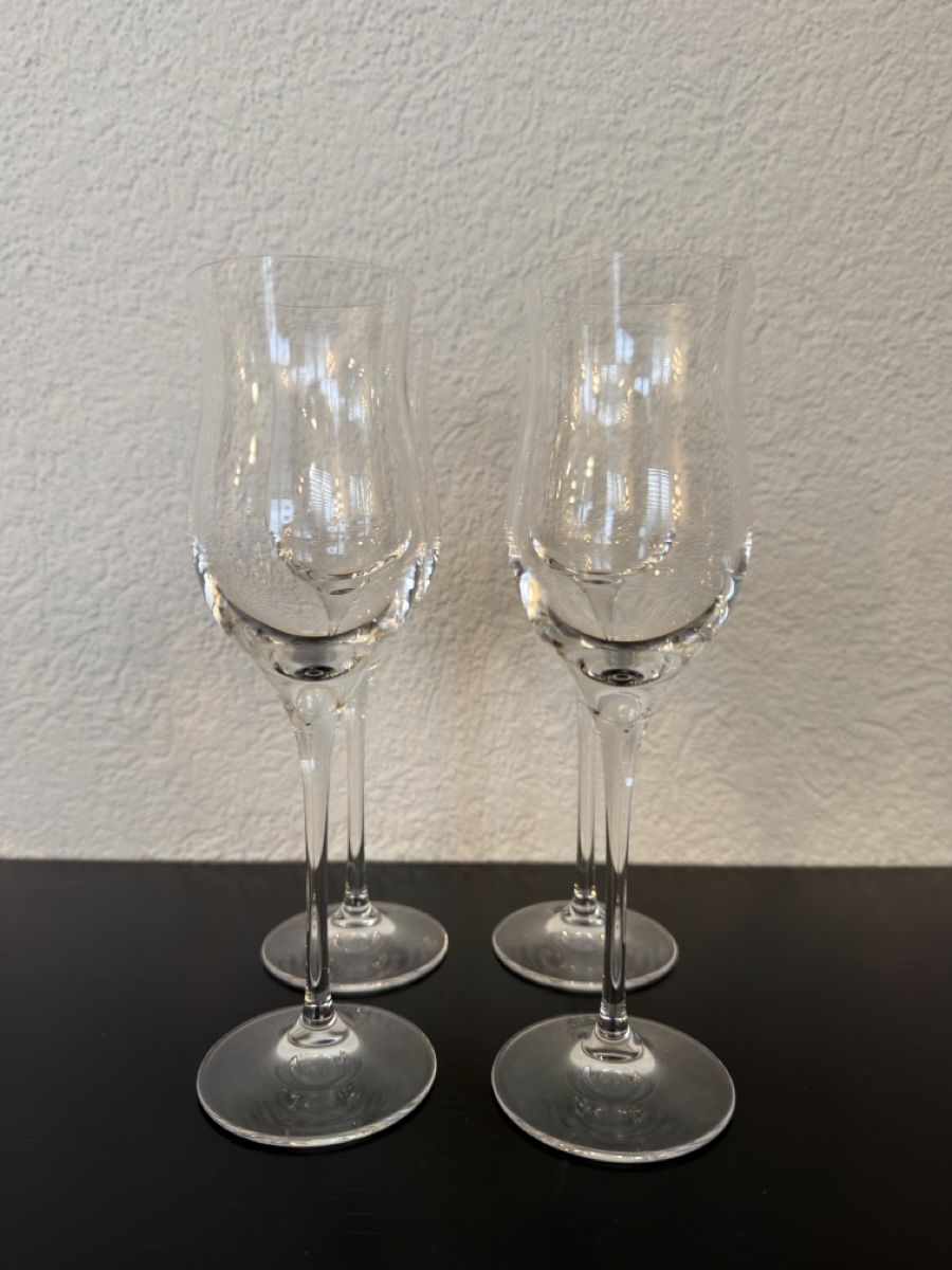 Gläser: 4er Set elegante Cherry-/Grappa-Gläser – Gebraucht aus Zollikerberg von Vangi44