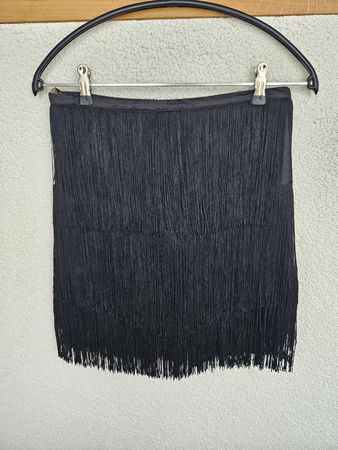 Schwarzer Fransenrock von Zara Basic, Grösse S