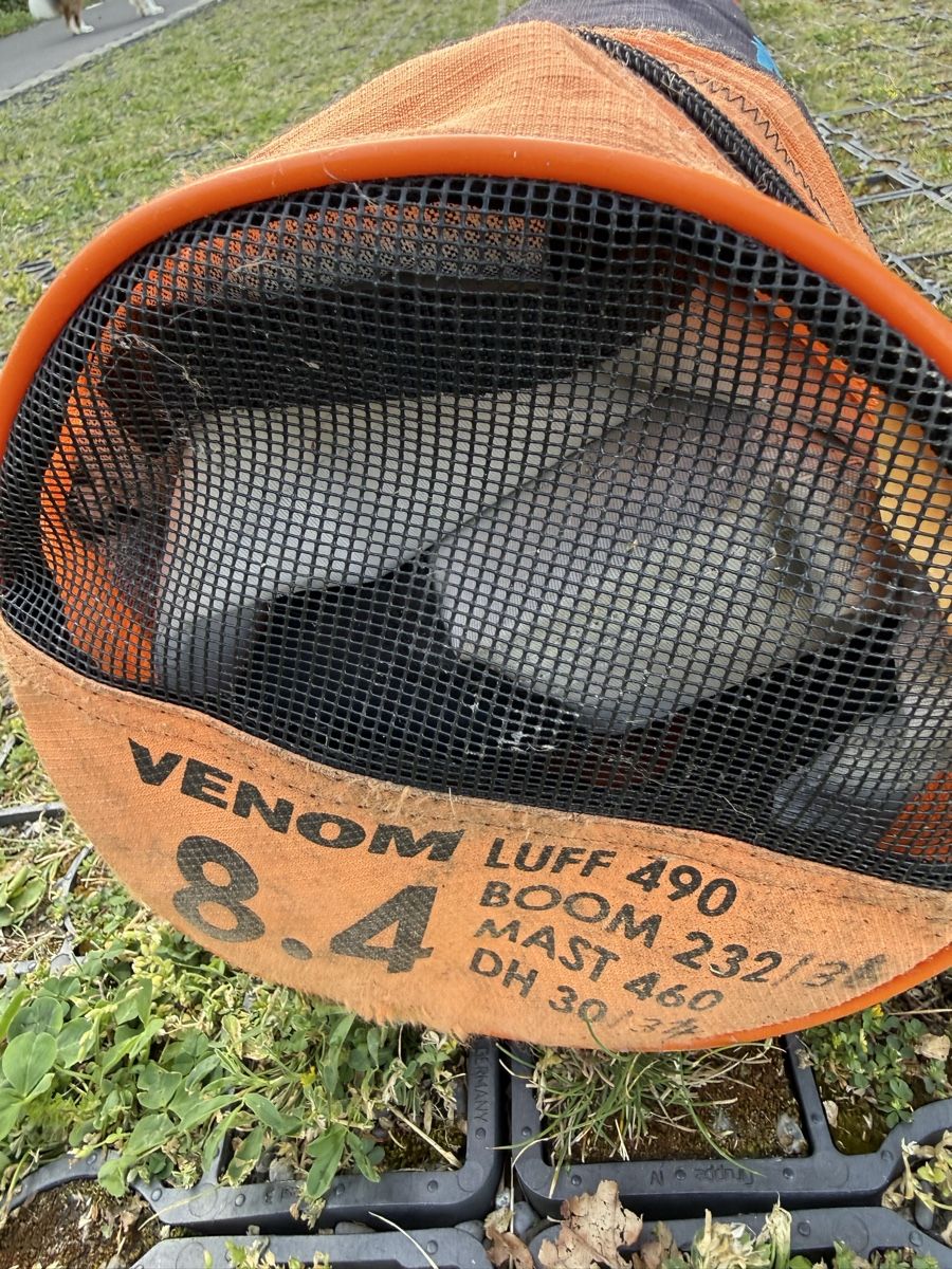 Surf: S2 Maui Venom 8.4 Windsurfsegel – Usato da Weggis venduto da Kari63 5