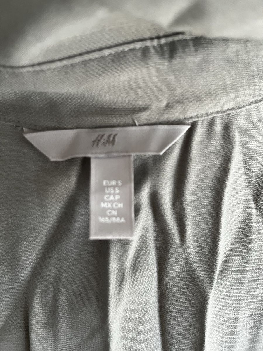 H&M Kleider: H&M Hemdblusenkleid Gr. S khaki – Gebraucht aus Aarburg von Petite-closet-Loop 3