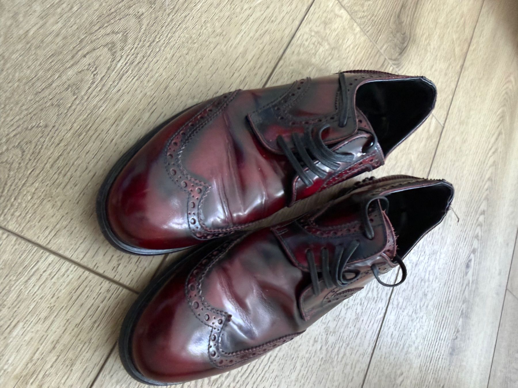 Gucci Herrenschuhe: Dolce&Gabbana Lederschuhe – Gebraucht aus Schlieren von van_qcj5
