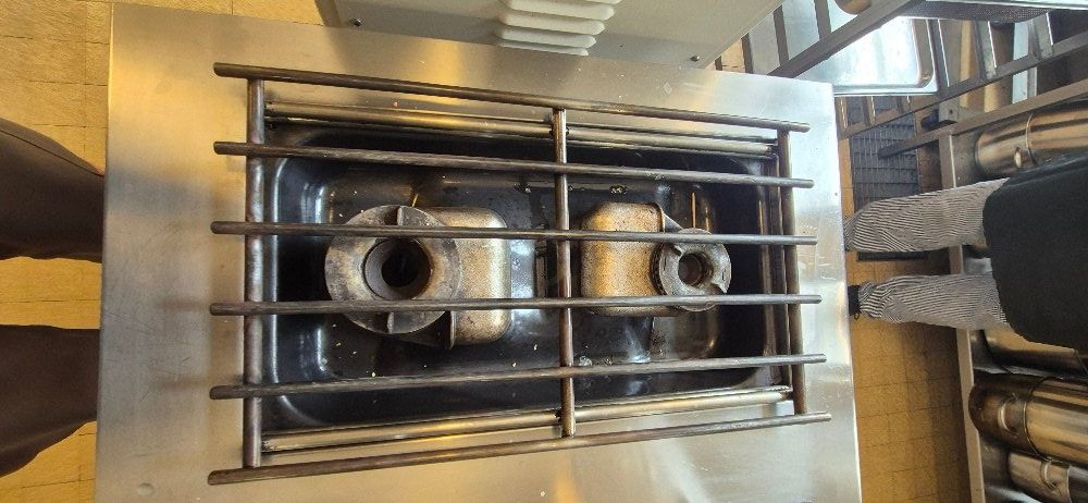 Bartscher Cucine: Professioneller Gas Kochherd – Usato da Pratteln venduto da Rudinsteiner 3