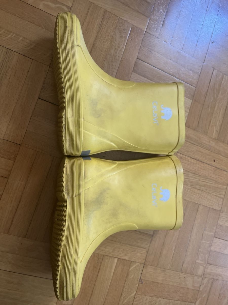 Scarpe per ragazzi: CeLaVie rubber boots, size 27 – Usato da Villette (Lavaux) venduto da eva_l6gw 1