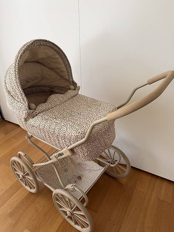 Puppenwagen: Puppenwagen – Gebraucht aus Dübendorf von Me0013 1