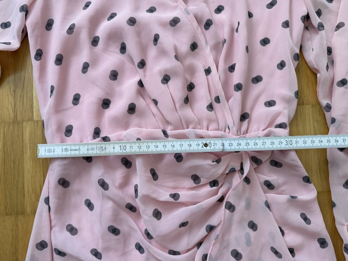Guess Robes: Kleid rosa GUESS Grösse S  – D'occasion à Jona par Good_luck_ 4