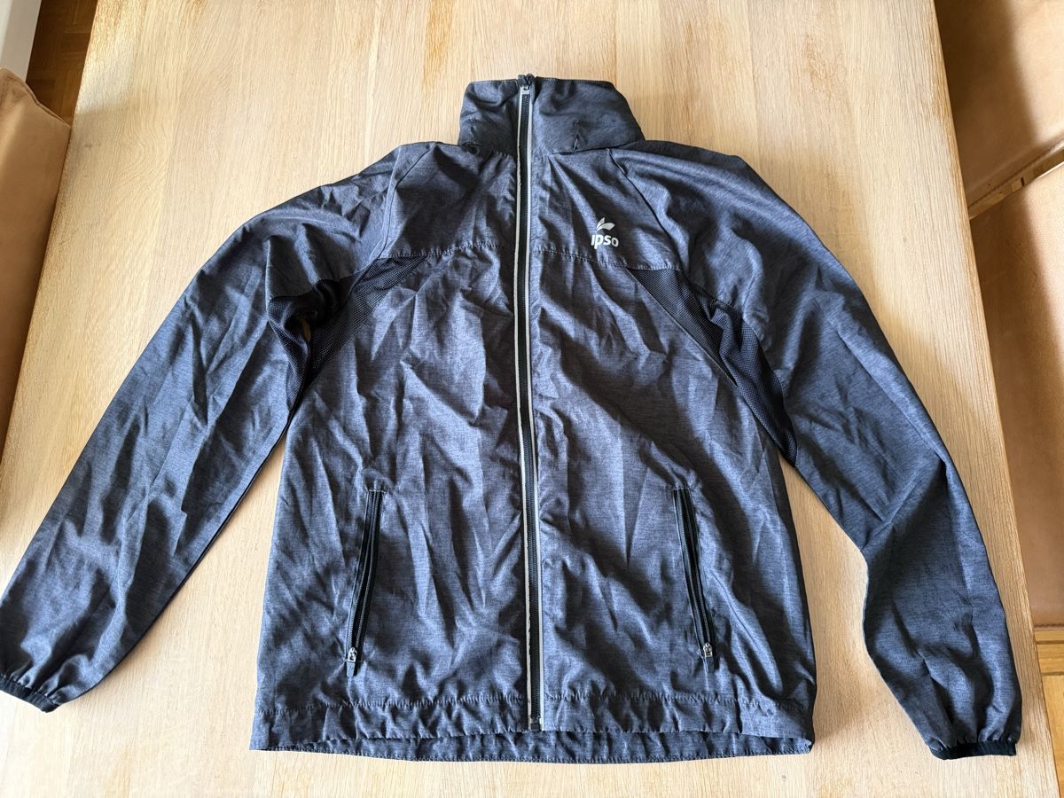 Vestes: Ipso running jacket – Neuf (Voir description) à Genève par hai_2rp8