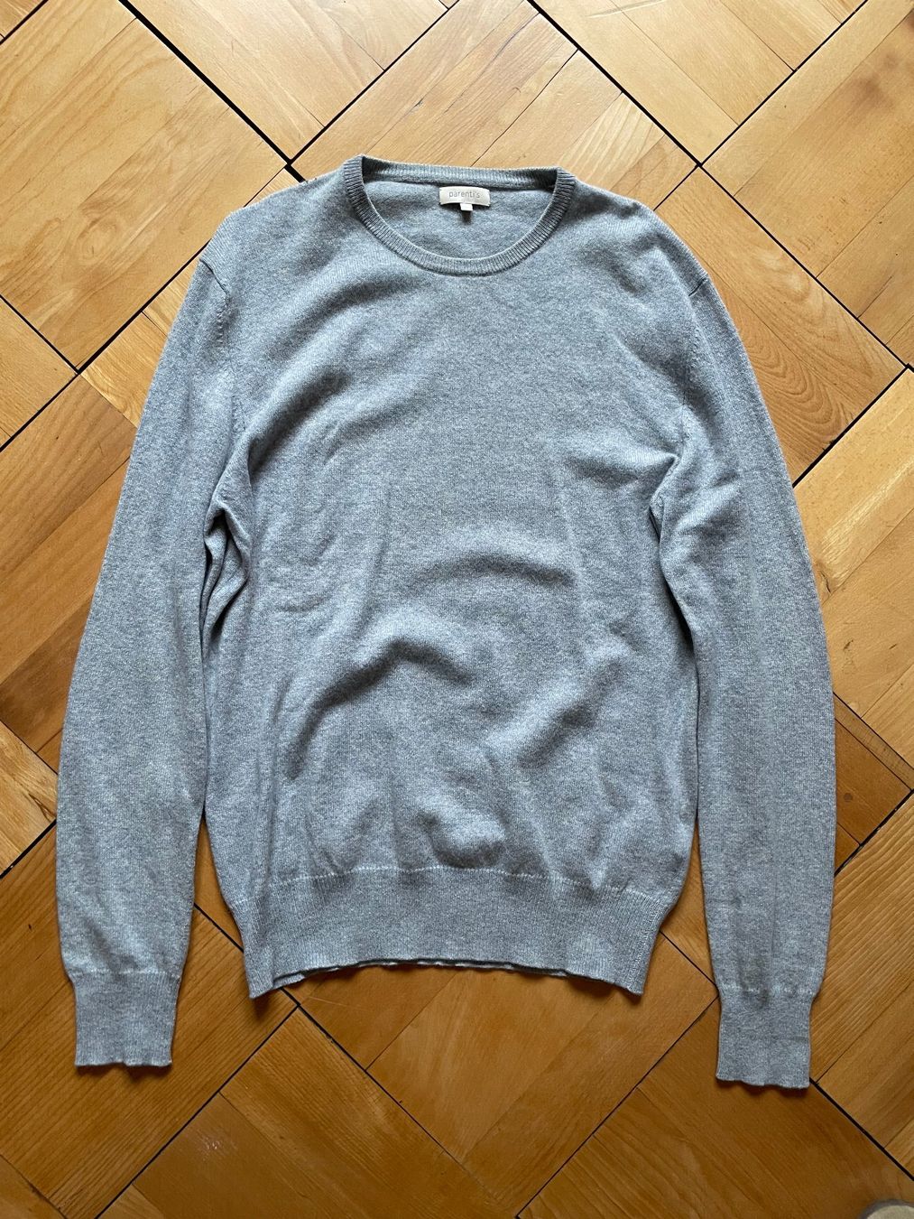 Pullover & Sweatshirts: Pullover Parenti's Kaschmir hellblau Grösse M – Gebraucht aus Zürich von Rollladen