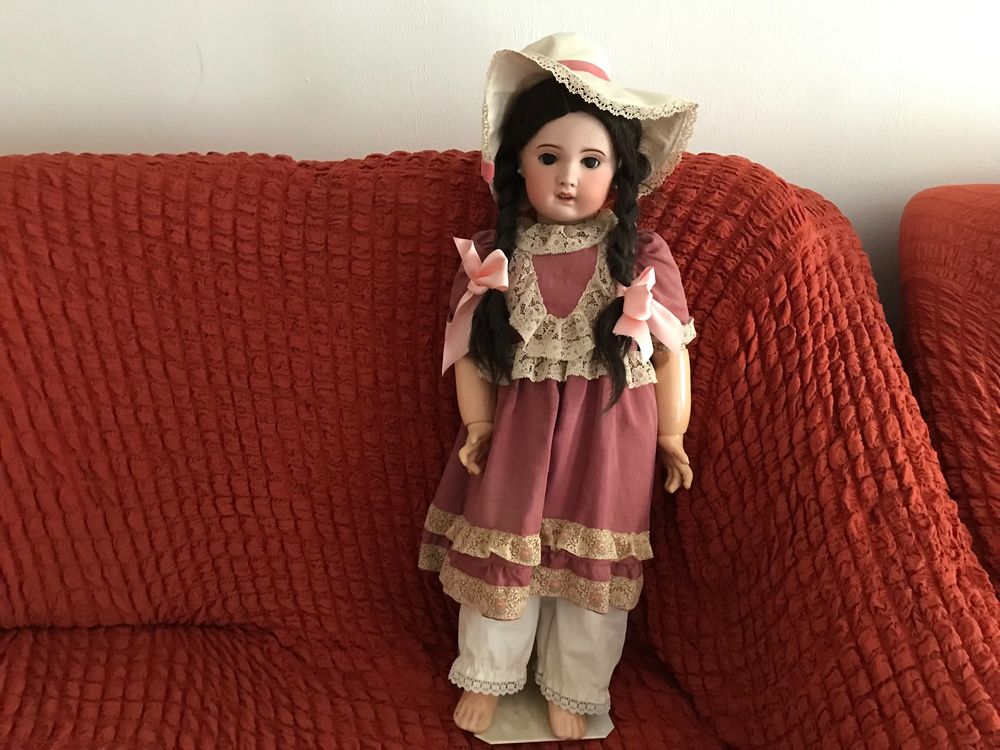 TRES ANCIENNE GRANDE poupée,tête porcelaine ou biscuit,tres bon état,d