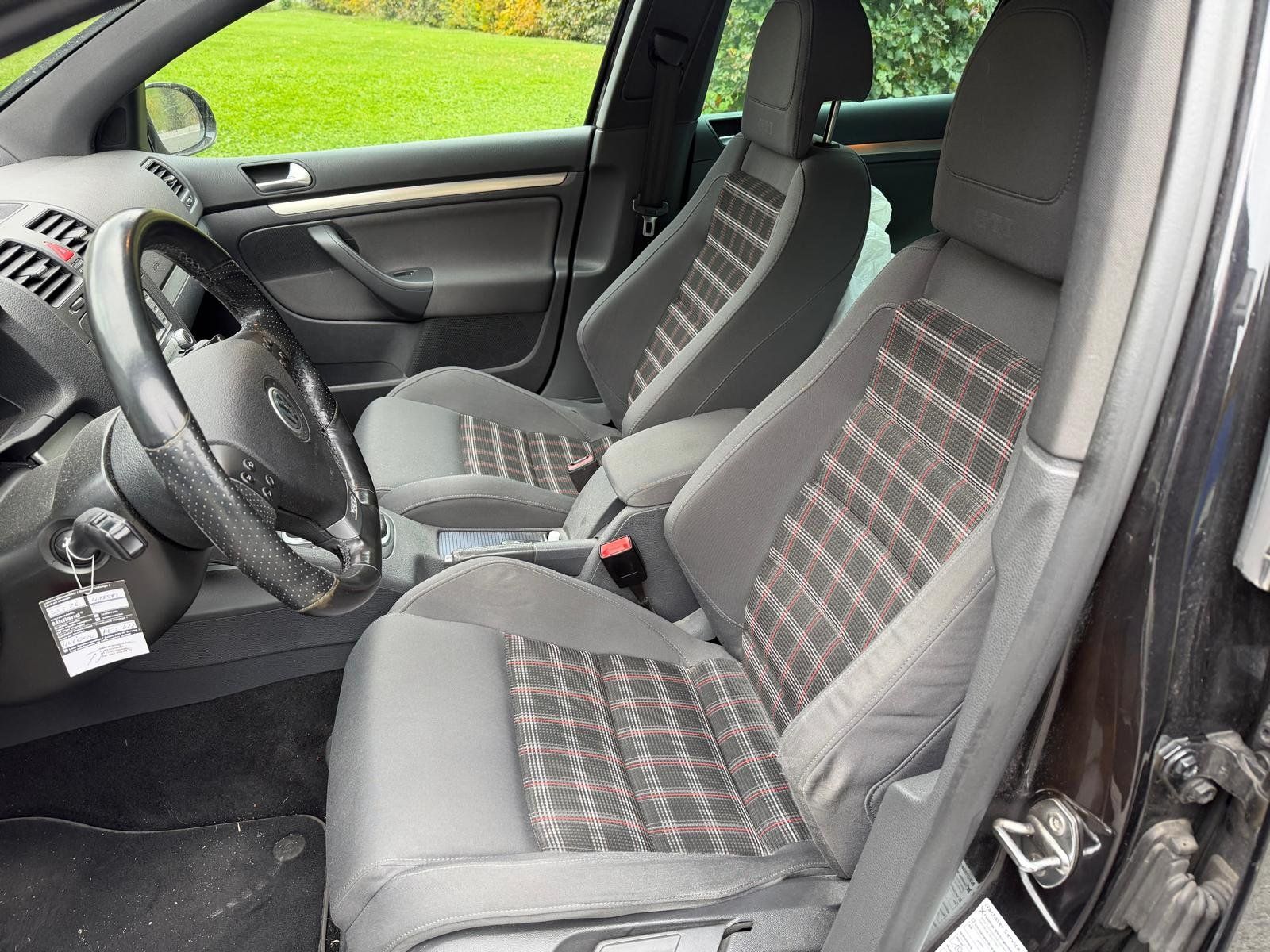 VW Automobili: VW Golf 5 GTi – Usato da Flühli LU venduto da Overland_Motors 7