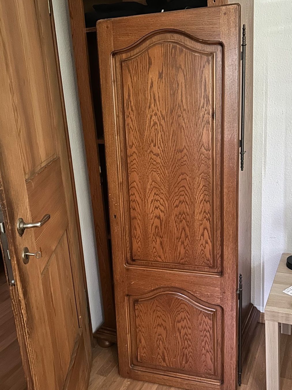 Armadi: Schrank – Usato da Schaffhausen venduto da amwr 5