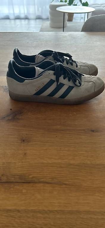 Adidas Scarpe da donna: Adidas Gazelle – Usato da Seengen venduto da muck001 1