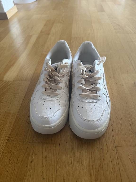 Asics Chaussures femmes: Asics schuhe 38 – D'occasion à Amriswil par cor_gpw9