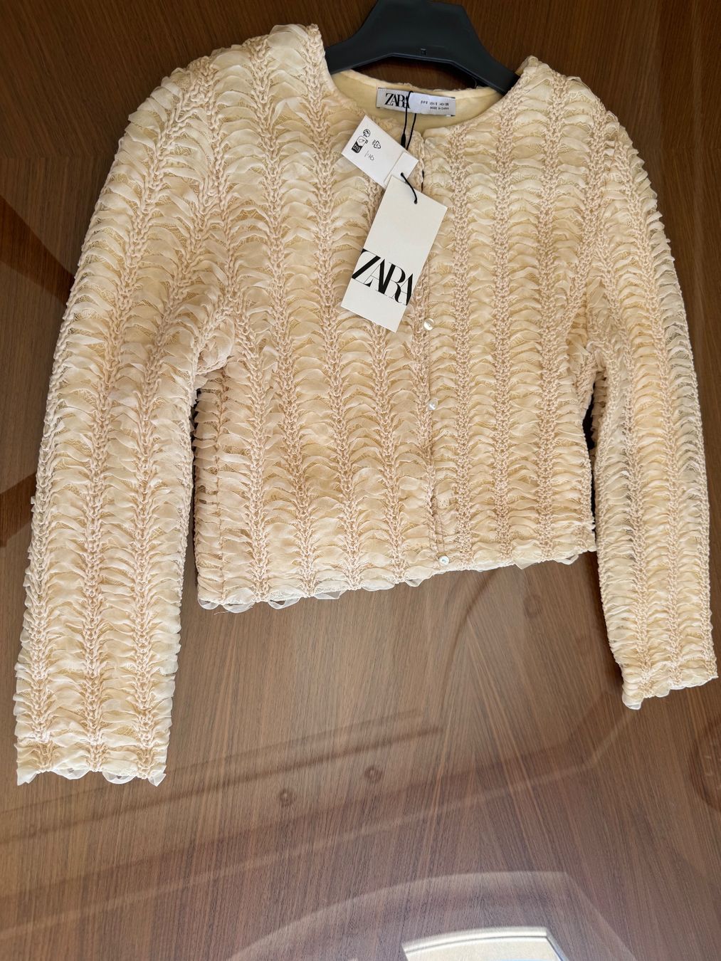 Zara Vestes: Veste Zara Taille S – Neuf avec emballage d'origine à Conches par chn_hgl6 1