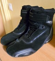 Motorradschuhe