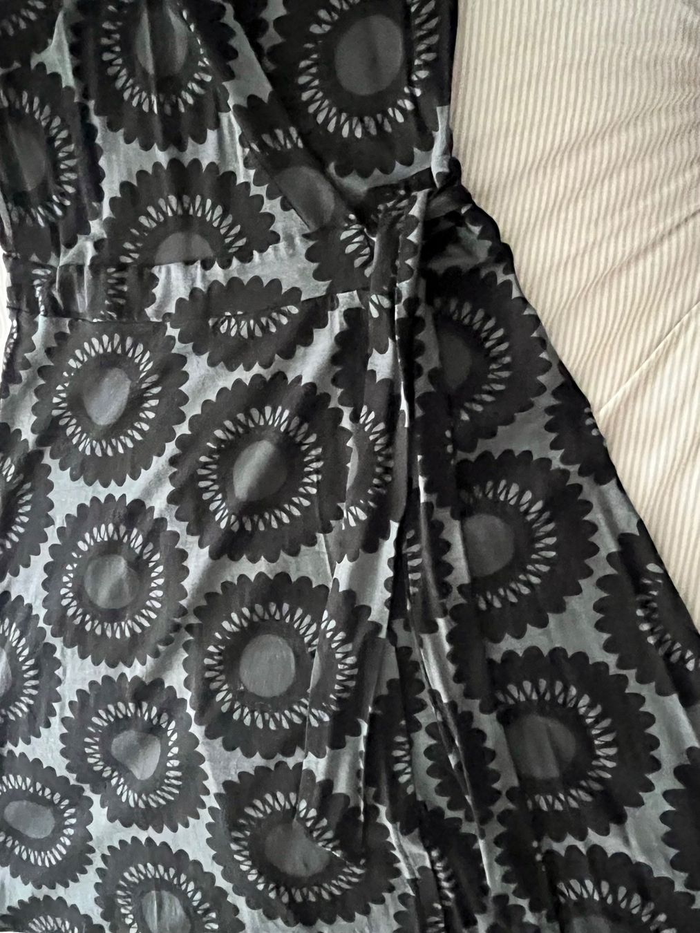H&M Kleider: Vestito a portafoglio L – Gebraucht aus Breganzona von mas_tv72 3