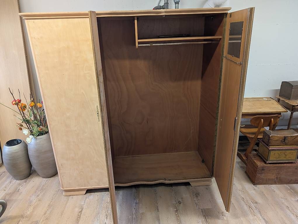 Armadi: Armoire restaurée ancienne – Usato da Sorens venduto da jd.silva 2
