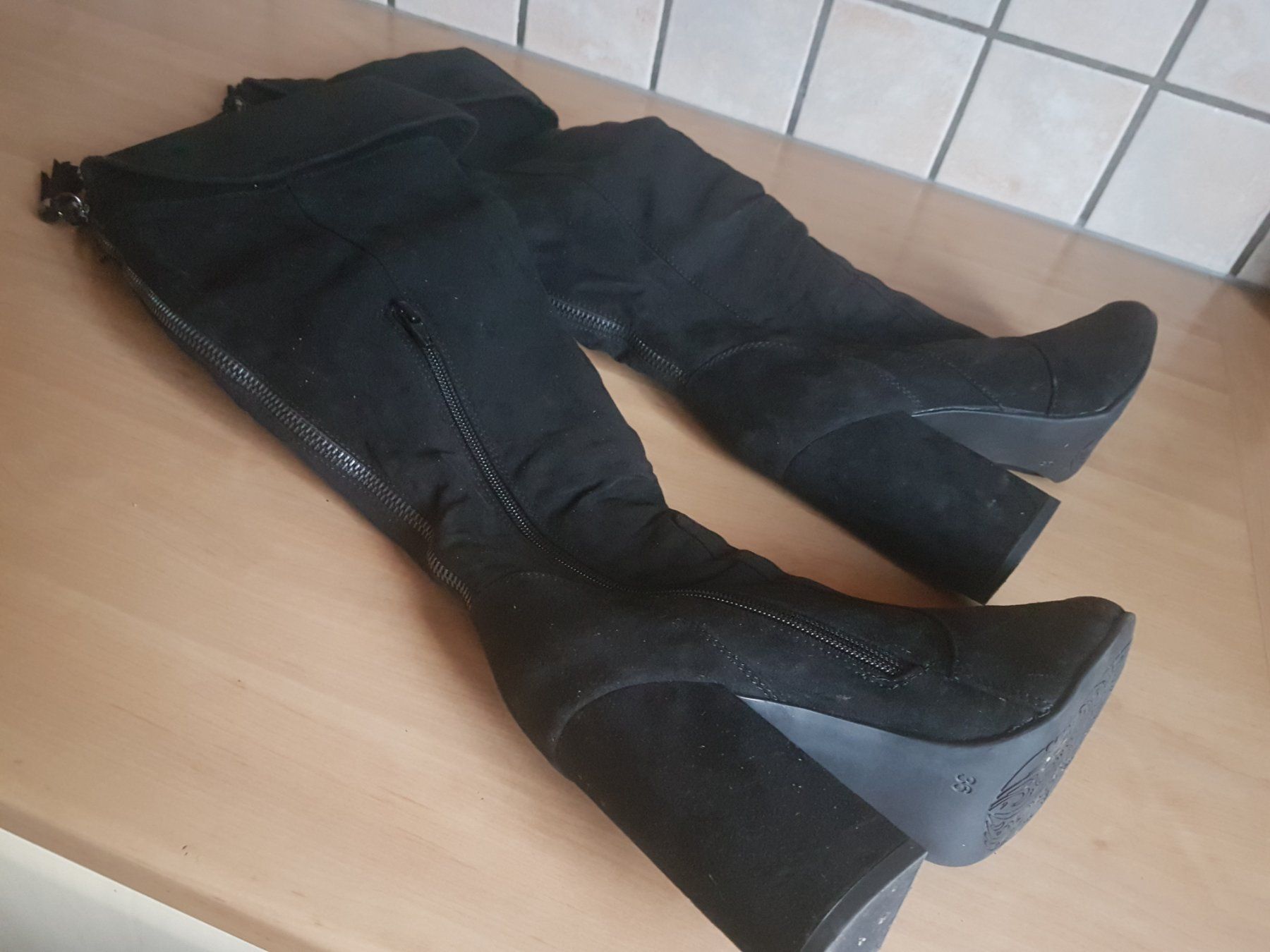 Scarpe da donna: Bottes grandeur 36 – Usato da Villiers venduto da san_jn5w