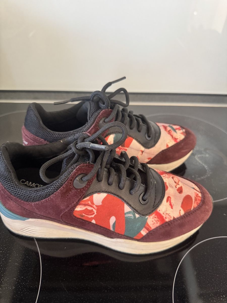 Geox Scarpe per ragazze: Geox Sneaker 35 – Usato da Schlieren venduto da Fam.Baumi
