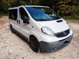 Opel Vivaro 2.5 cdti Camper