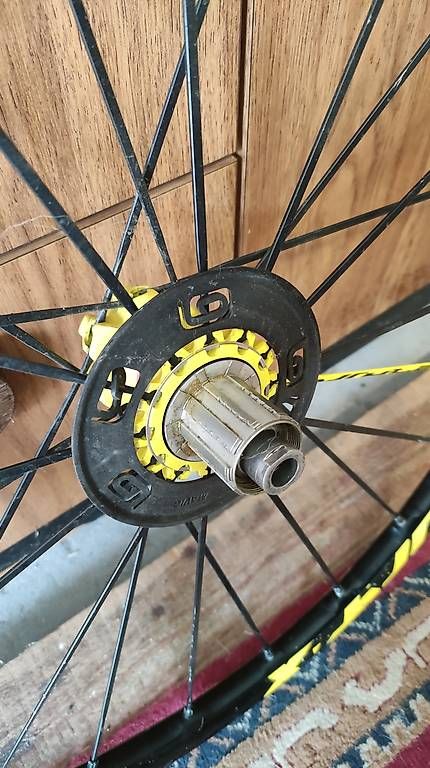 Pezzi di ricambio: Cerchio posteriore Mavic Crossmax PRO 27.5 – Usato da Bellinzona venduto da Riccardo_R 4