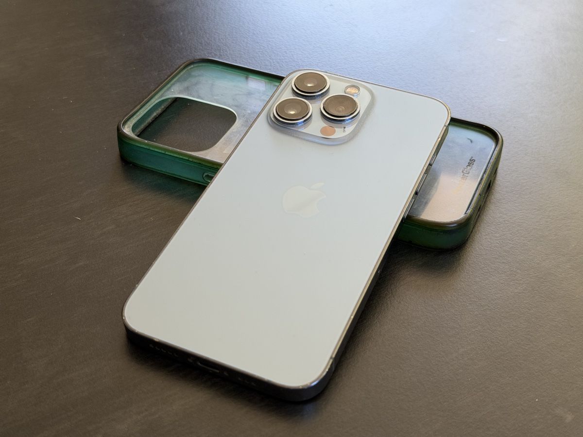 Apple Telefoni cellulari / Smartphones: iPhone 13 Pro 256GB Blau guter Zustand – Usato da Strengelbach venduto da Foxmeier