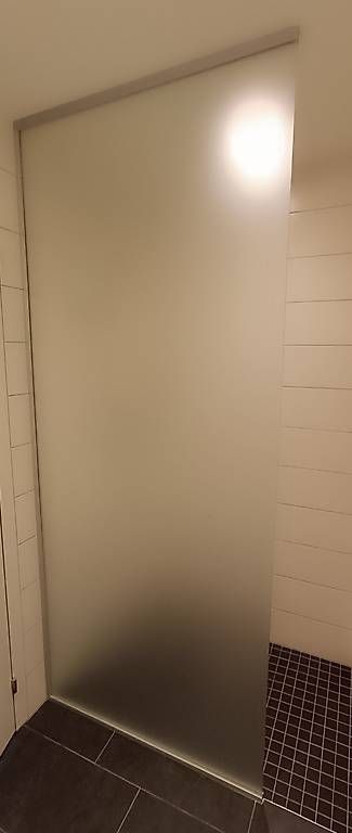 Paravents: Duschwand Milchglas – Gebraucht aus Luzern von zihlip