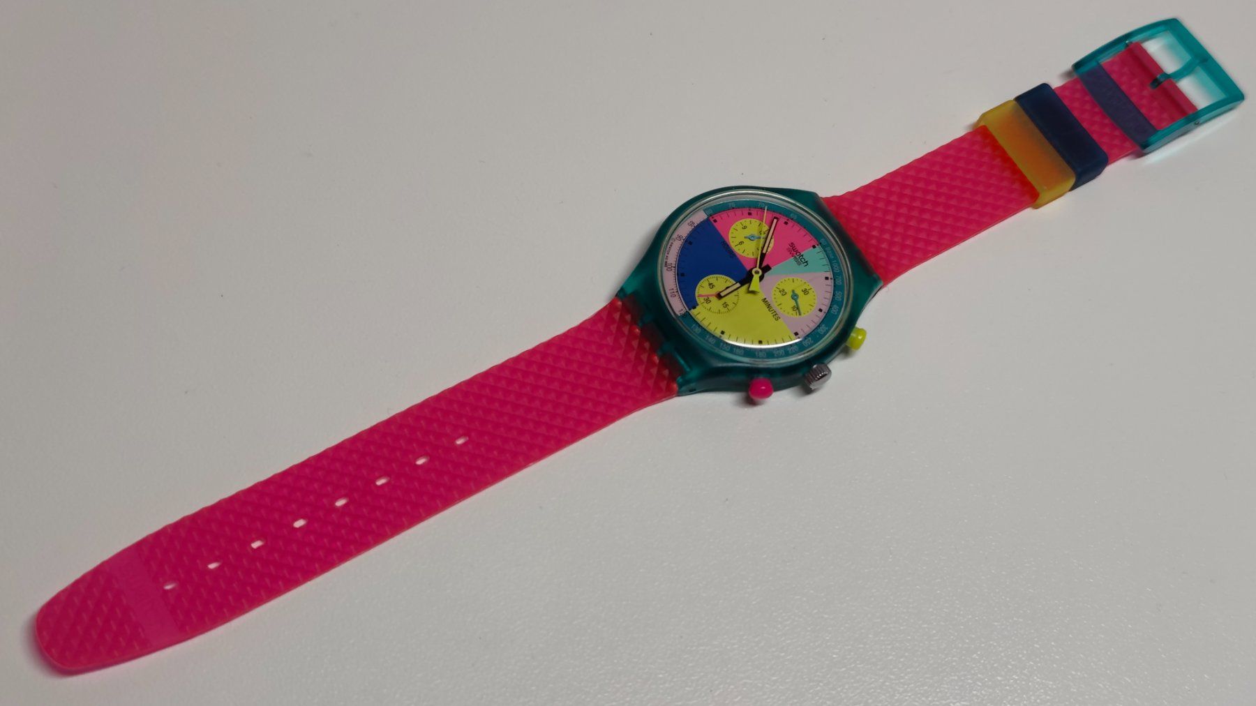 Swatch Orologi: Swatch⌚NEU CHRONO FLASH ARROW - SCL100 – Nuovo e nell'imballaggio originale da Eschenbach SG venduto da Piratenschatz 2