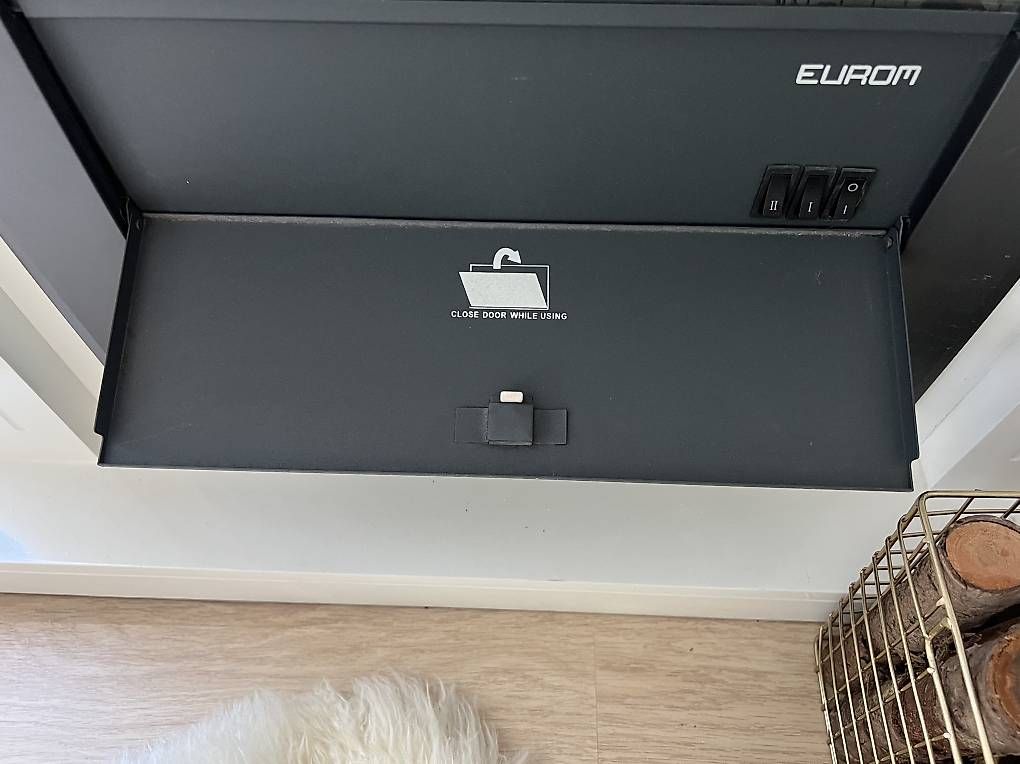 Cheminée: Elektrischer Kamin mit Heizfunktion – D'occasion à Reichenburg par ada_h9rz 3
