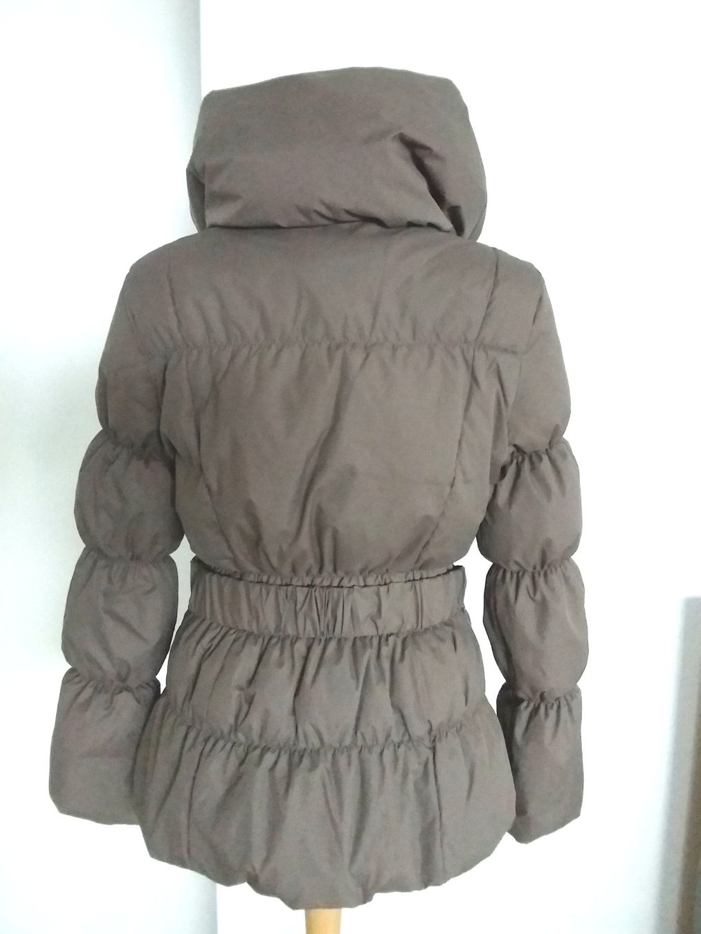 Vero Moda Giacche: VERO MODA Daunenjacke, Gr M – Usato da Immensee venduto da Btrutmann 1