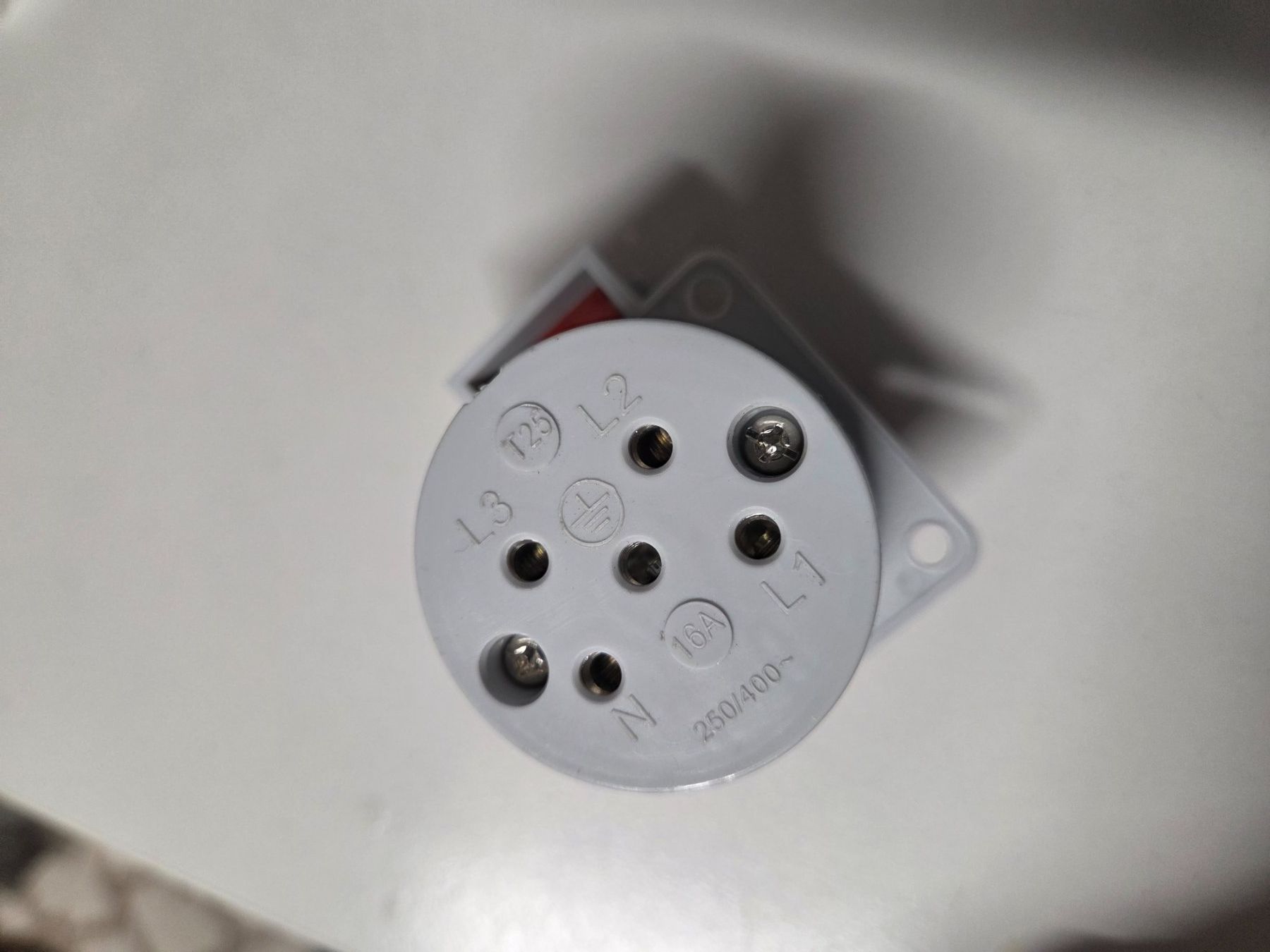Spine: T25 Steckdose von tp electric Einbausteckdose 16a – Nuovo e nell'imballaggio originale da Zürich venduto da eymen20 5