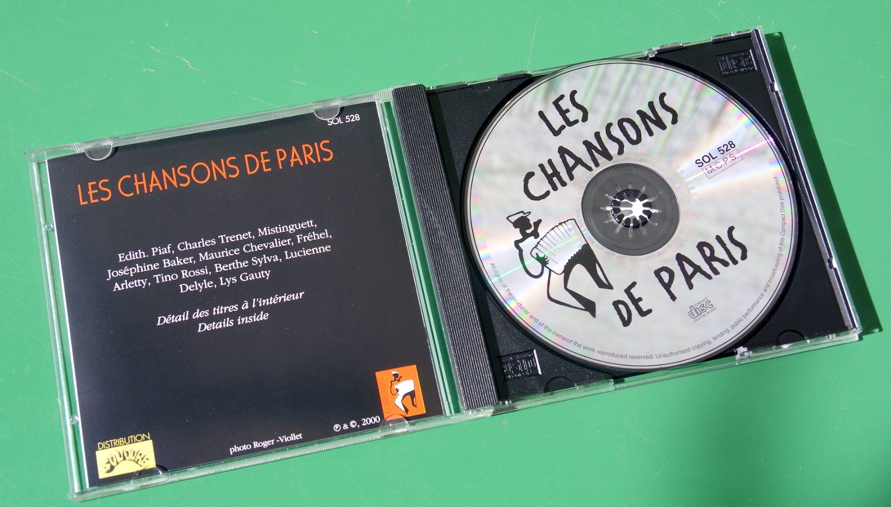 CD: CD «Les Chansons de Paris», Sampler – Nuovo (secondo la descrizione) da Frauenfeld venduto da Danielpwiedmer 1