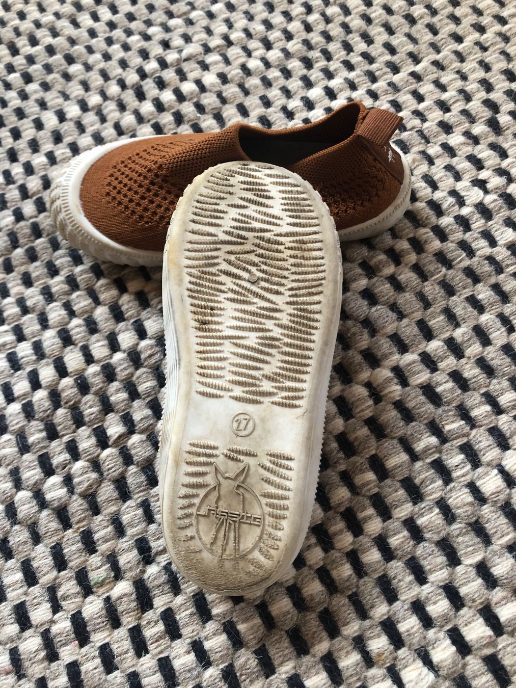 Scarpe per ragazzi: Komfortable Badeschuhe Gr. 27 – Usato da Adligenswil venduto da Jung83 2