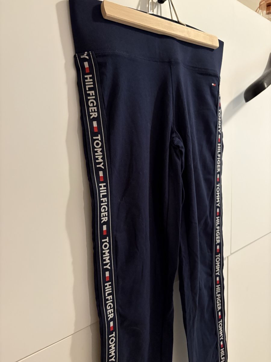 Tommy Hilfiger Leggings: Legging Bas training Tommy Hilfiger bleu, taille S, NEUF – Nuovo e nell'imballaggio originale da Pully venduto da kaba07 3