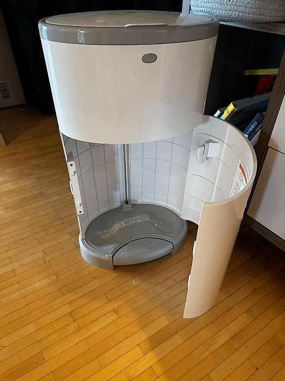 Poubelles: Windeleimer / Diaper bin – D'occasion à Alpnach Dorf par Emiel123 2