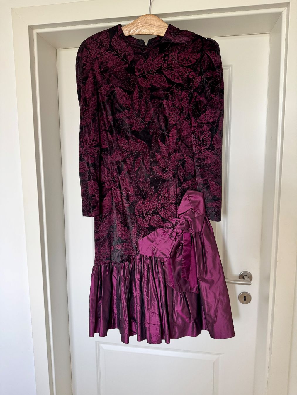 Vestiti: Robe velours vintage années 80 – Usato da giffers venduto da sev_c9x9 1